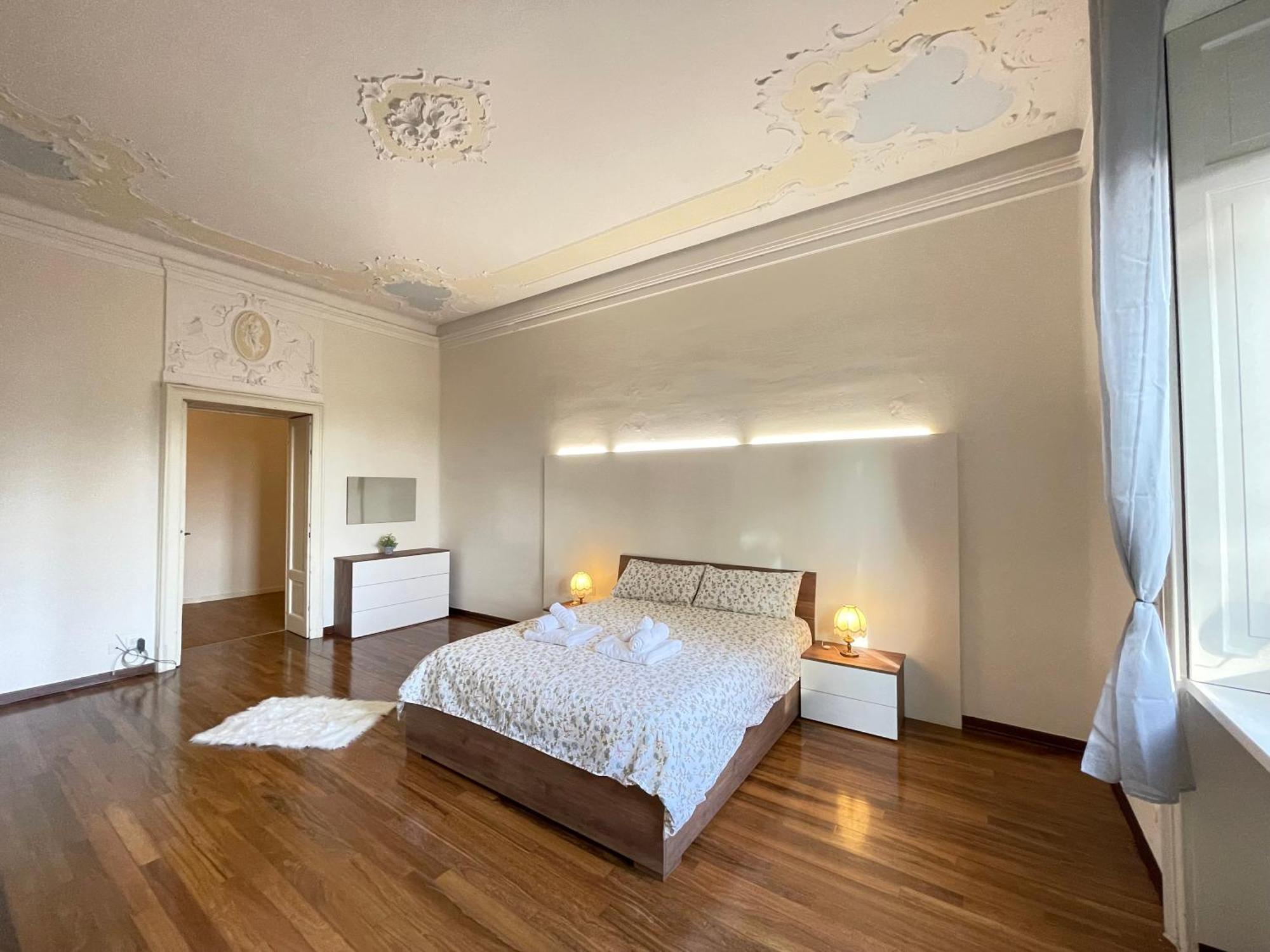 Bg Central Royal Suite Con Parcheggio - Vista Citta Alta Bergamo Buitenkant foto