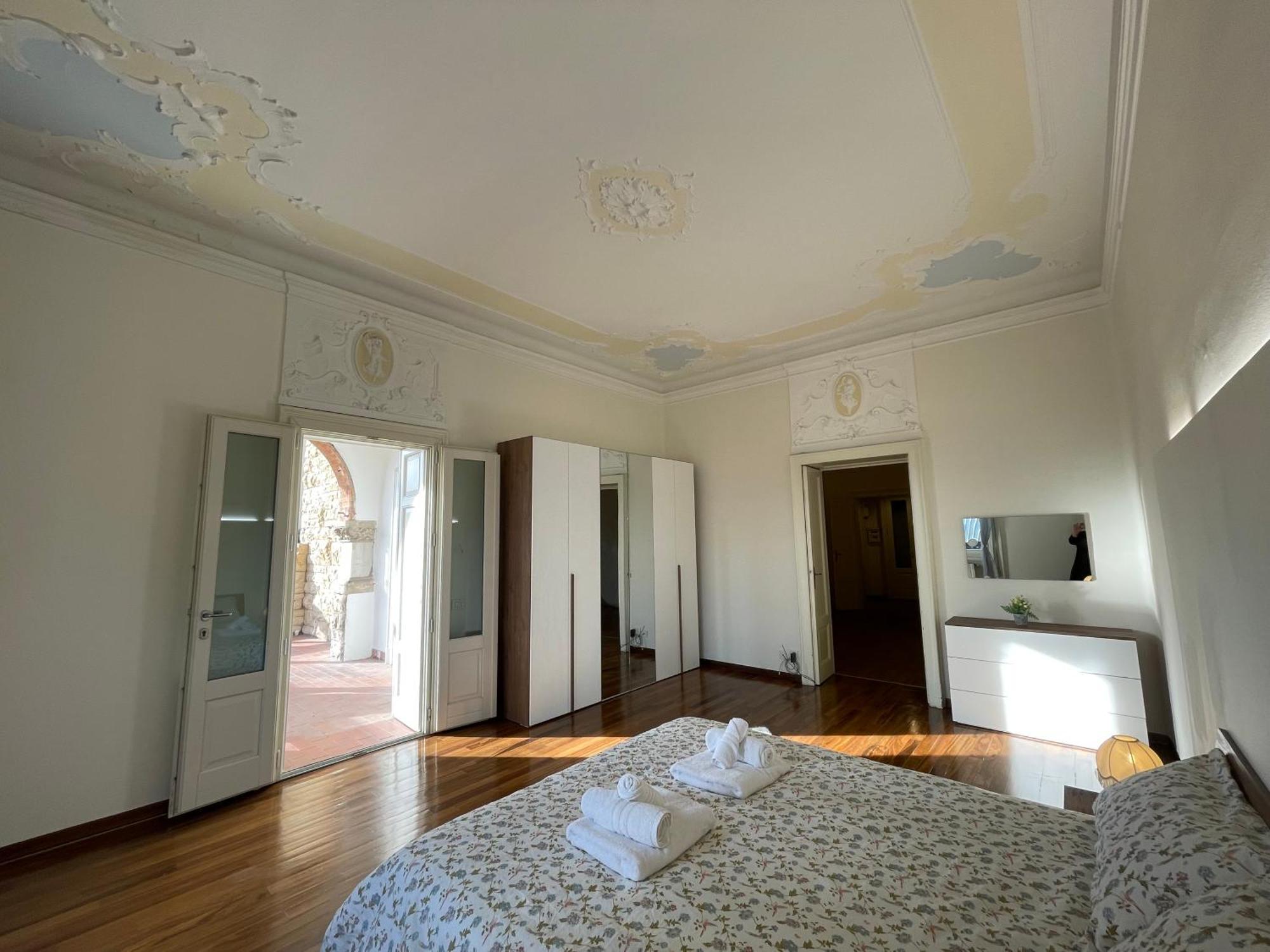 Bg Central Royal Suite Con Parcheggio - Vista Citta Alta Bergamo Buitenkant foto