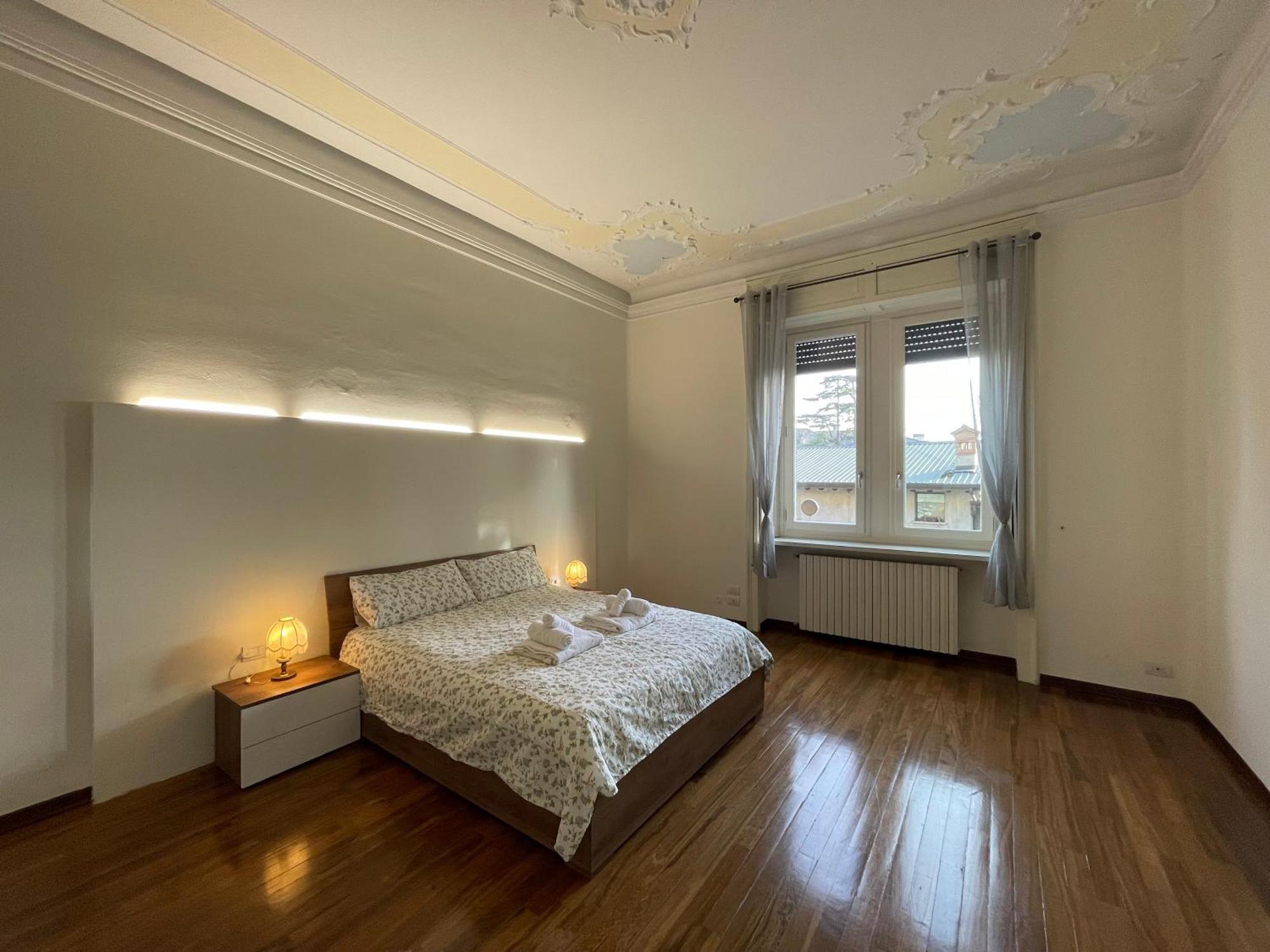 Bg Central Royal Suite Con Parcheggio - Vista Citta Alta Bergamo Buitenkant foto