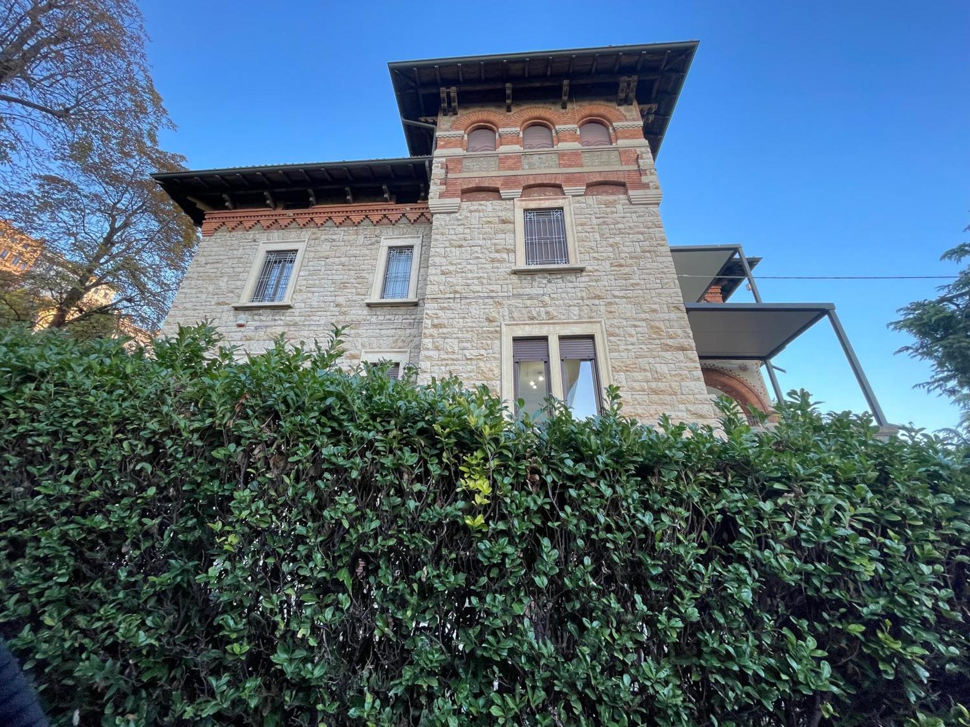 Bg Central Royal Suite Con Parcheggio - Vista Citta Alta Bergamo Buitenkant foto