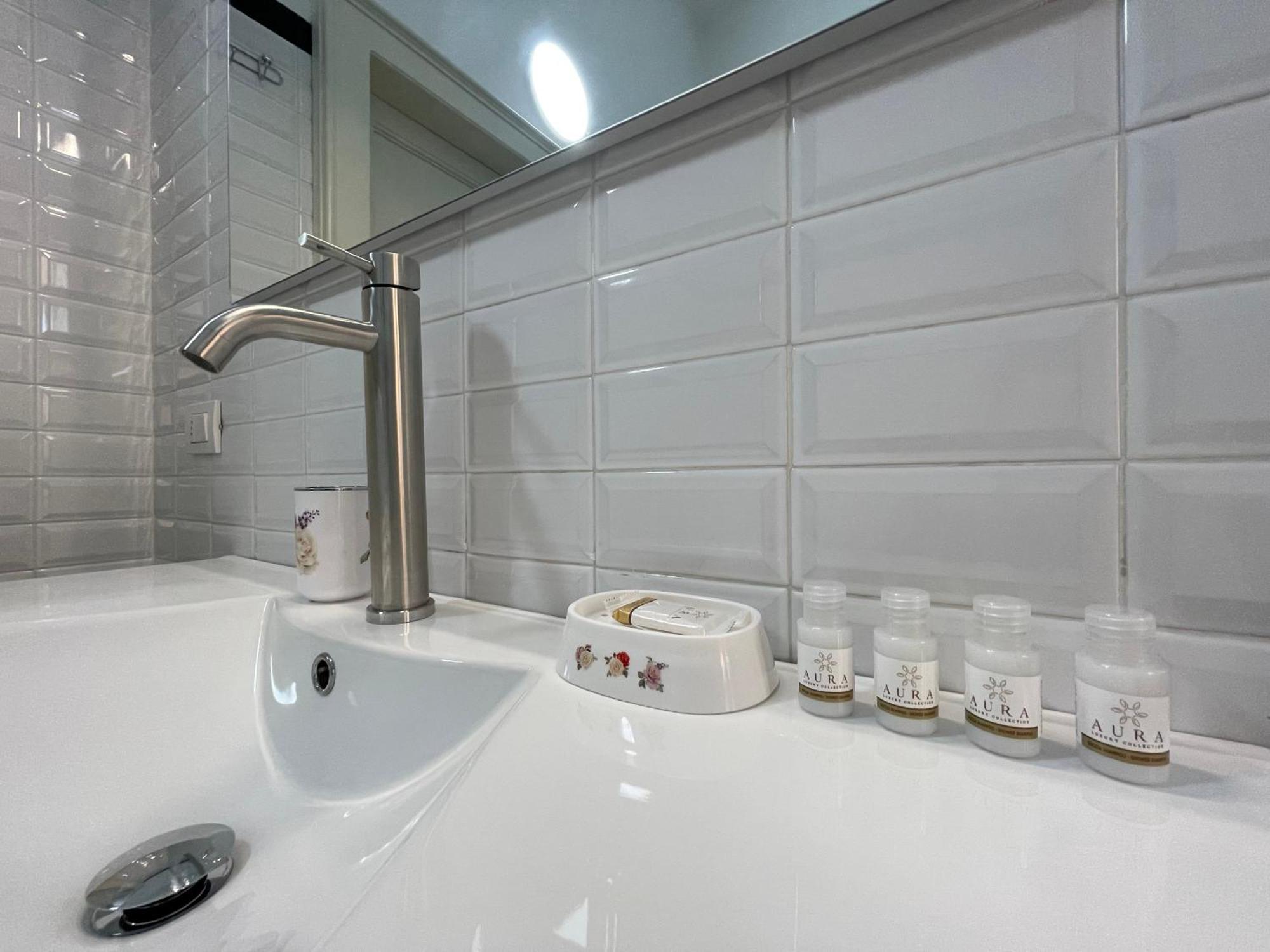 Bg Central Royal Suite Con Parcheggio - Vista Citta Alta Bergamo Buitenkant foto