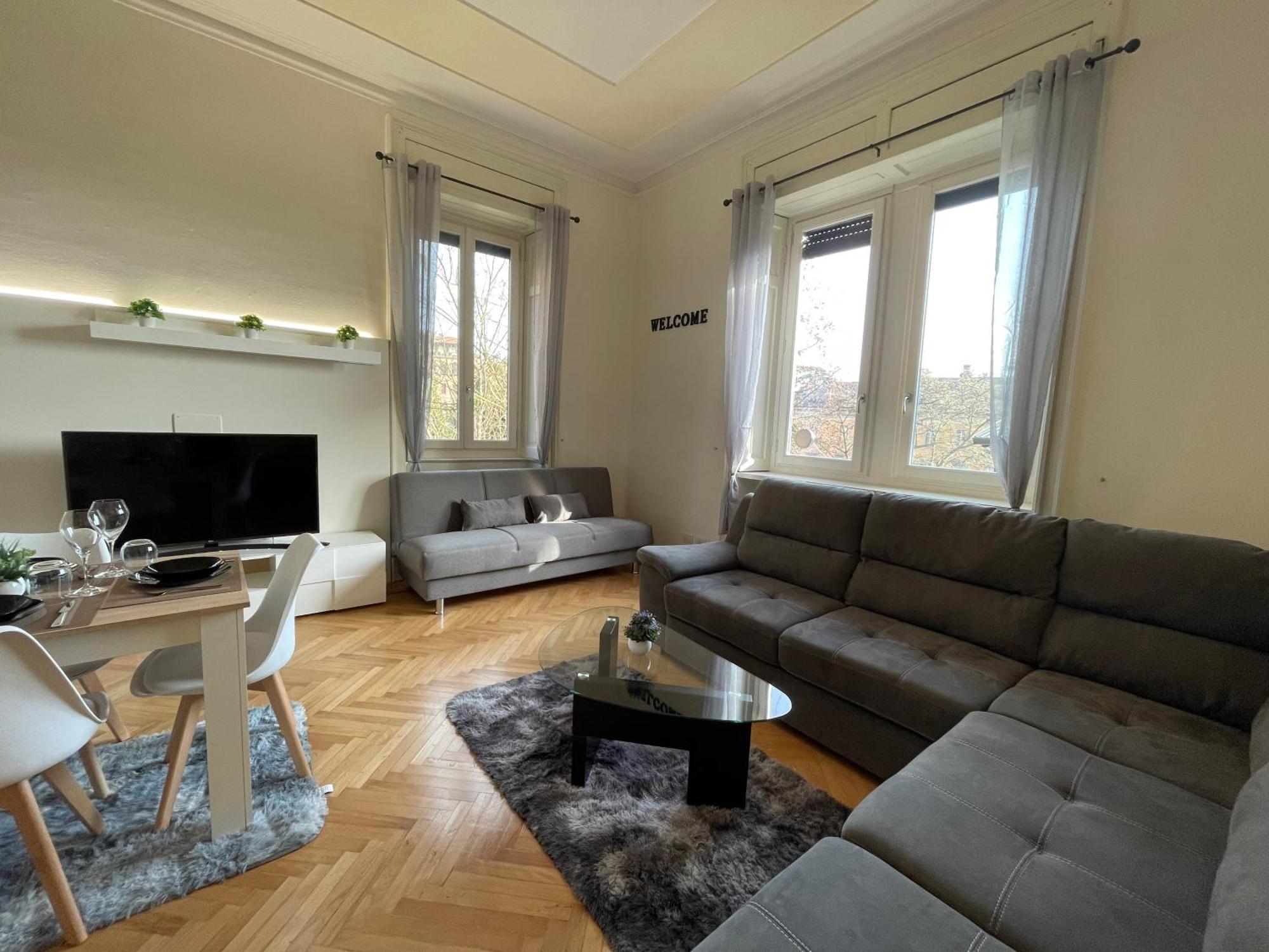 Bg Central Royal Suite Con Parcheggio - Vista Citta Alta Bergamo Buitenkant foto